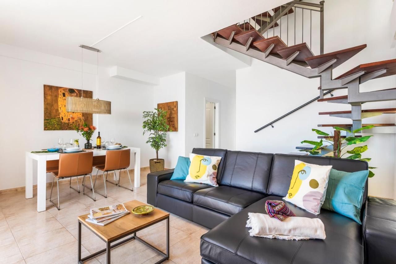 Beachfront Triplex With Swimming Pool & Parking Radazul エクステリア 写真