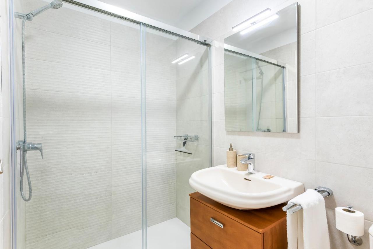 Beachfront Triplex With Swimming Pool & Parking Radazul エクステリア 写真